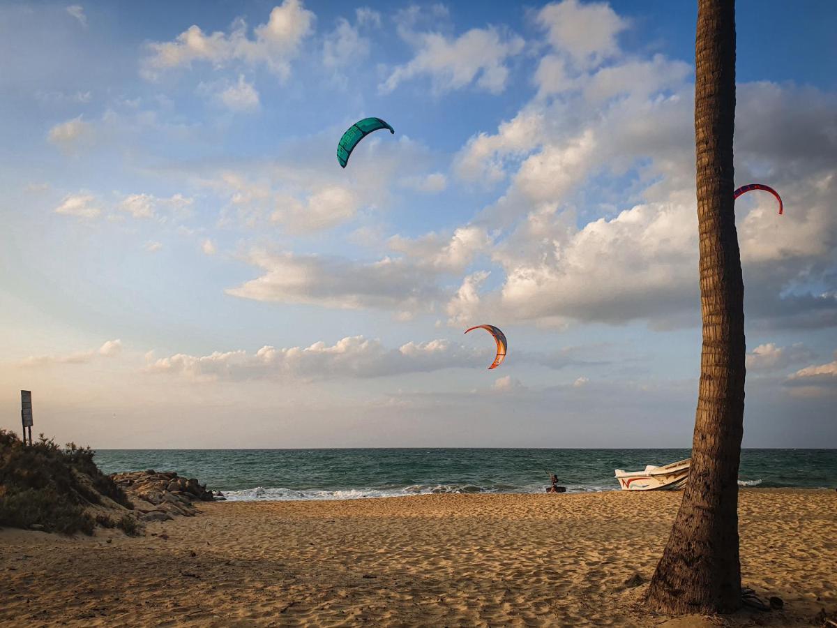 Windy Waves Kite Beach & Nature Resort Kalpitiya Exteriör bild